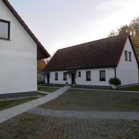 Ferienwohnungen Dahms Lutow Bagian luar foto