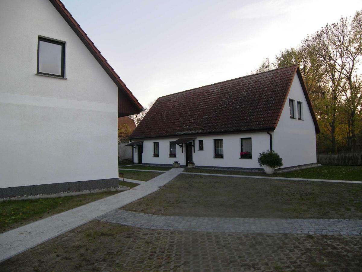 Ferienwohnungen Dahms Lutow Bagian luar foto